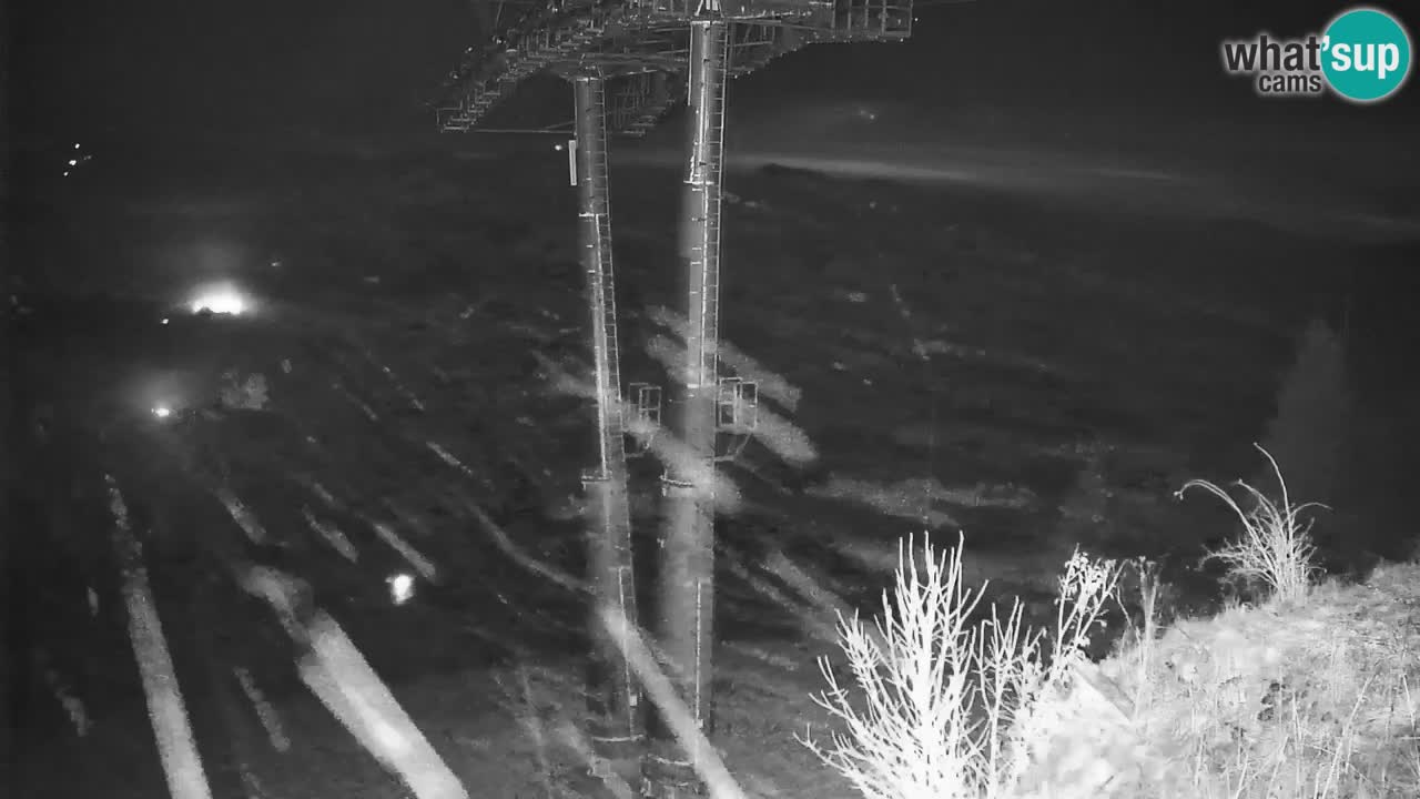 Smučišče Stari Vrh Spletna kamera – vrtljiva