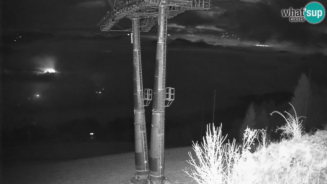 Stazione sciistica di Stari Vrh Webcam in diretta – Slovenia