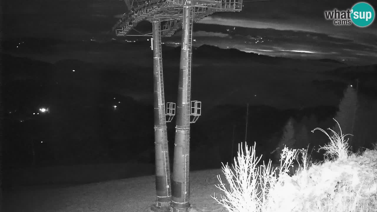 Smučišče Stari Vrh Spletna kamera – vrtljiva