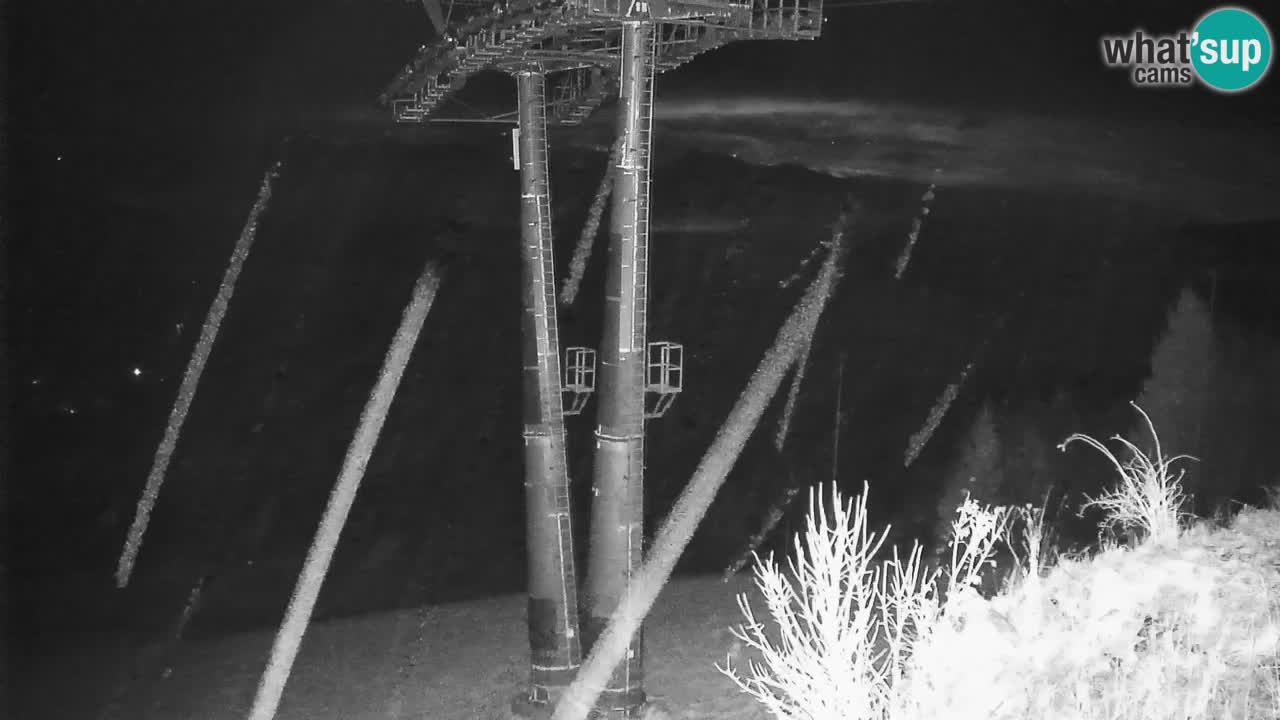 Smučišče Stari Vrh Spletna kamera – vrtljiva