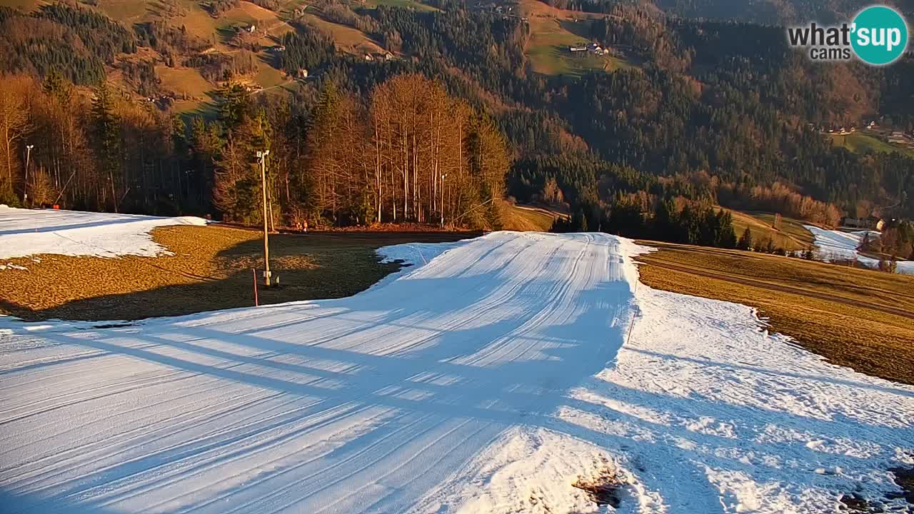 Stazione sciistica di Stari Vrh Webcam in diretta – Slovenia
