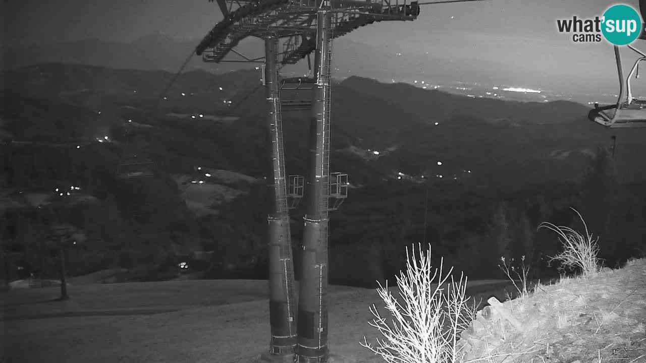 Smučišče Stari Vrh Spletna kamera – vrtljiva