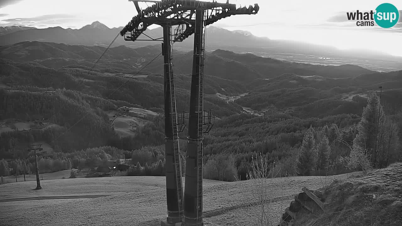 Smučišče Stari Vrh Spletna kamera – vrtljiva