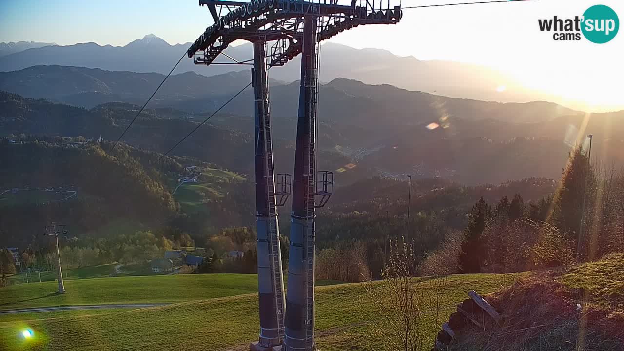 Stazione sciistica di Stari Vrh Webcam in diretta – Slovenia