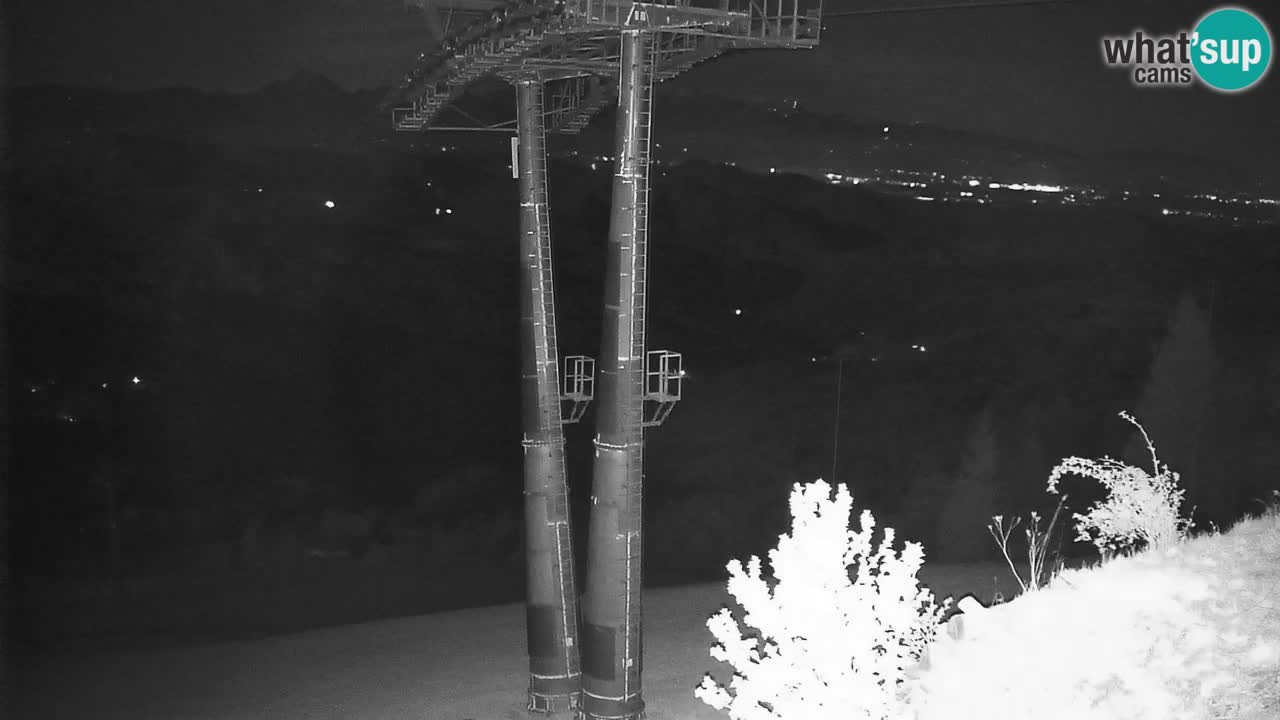 Smučišče Stari Vrh Spletna kamera – vrtljiva