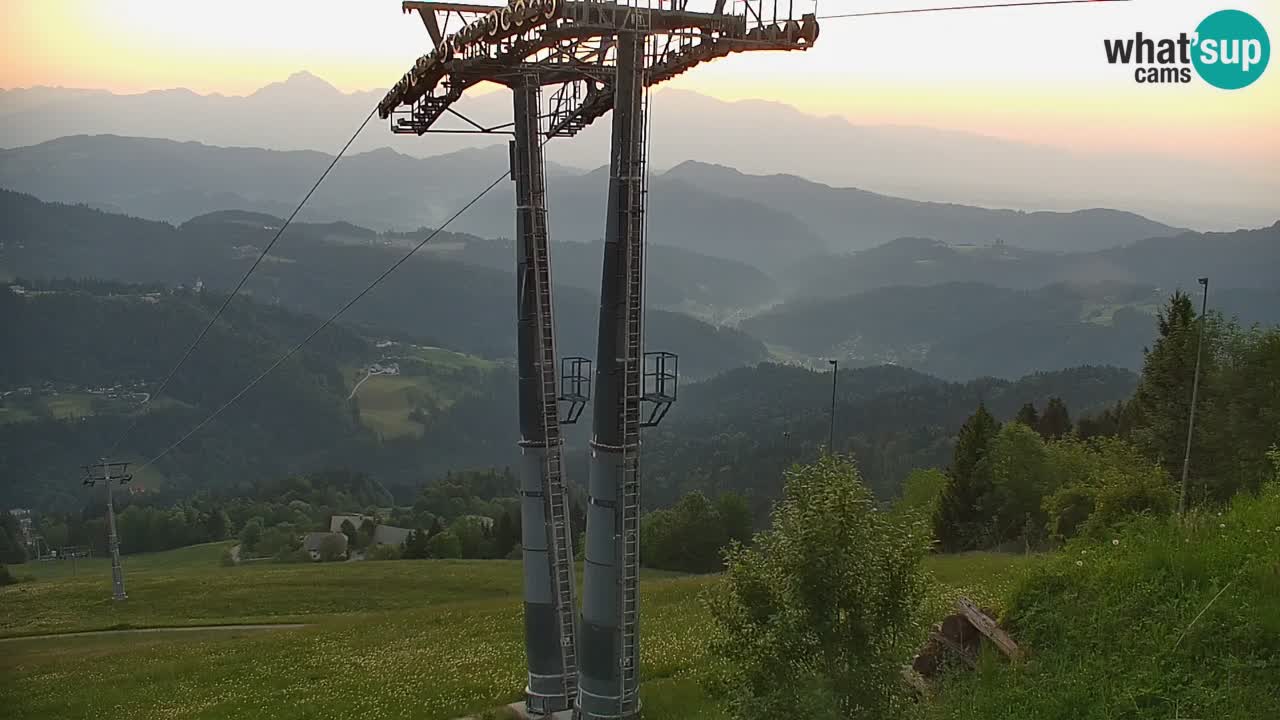 Smučišče Stari Vrh Spletna kamera – vrtljiva