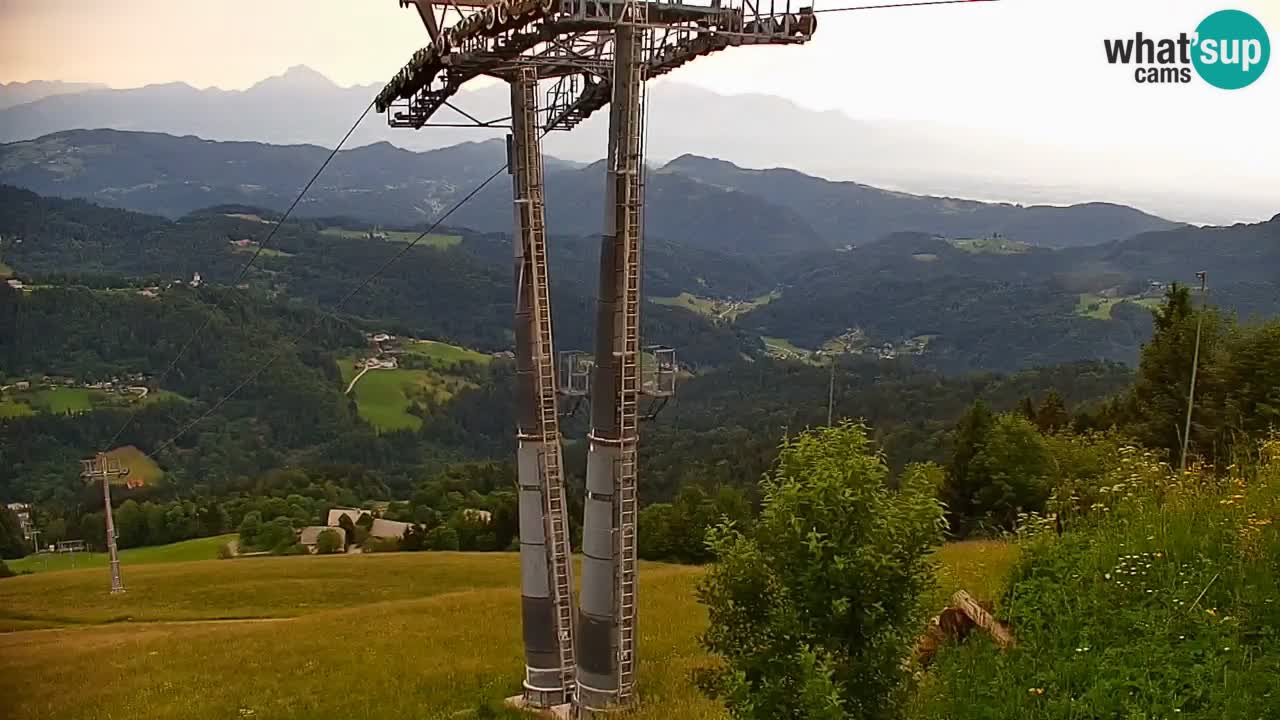 Stazione sciistica di Stari Vrh Webcam in diretta – Slovenia
