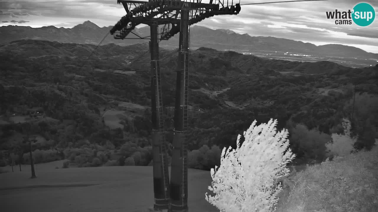 Webcam en direct de la station de ski de Stari Vrh – Slovénie