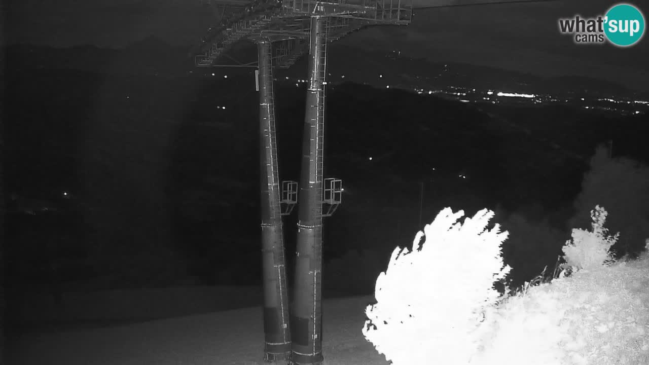 Stazione sciistica di Stari Vrh Webcam in diretta – Slovenia