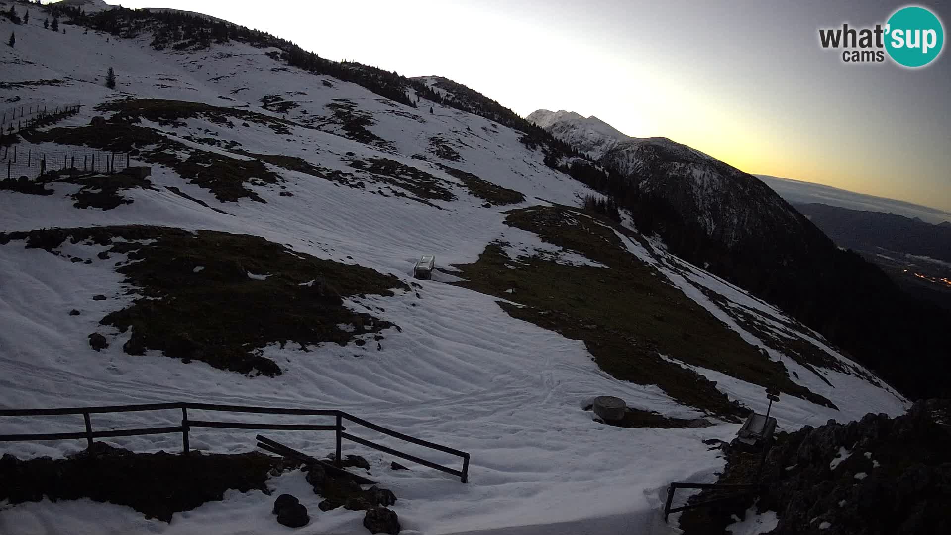 Struška nad Jesenicami Live webcam planina Svečica (Belška planina) – Karavanke – Slovenia