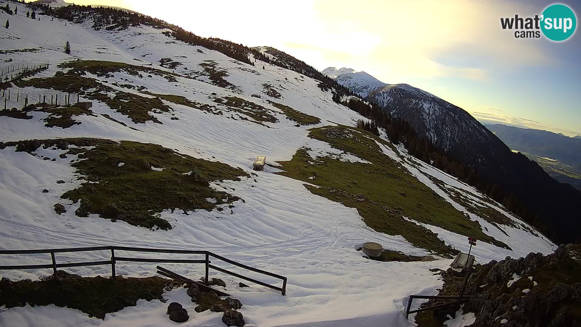 Struška nad Jesenicami camera en vivo planina Svečica (Belška planina) – Karavanke – Eslovenia