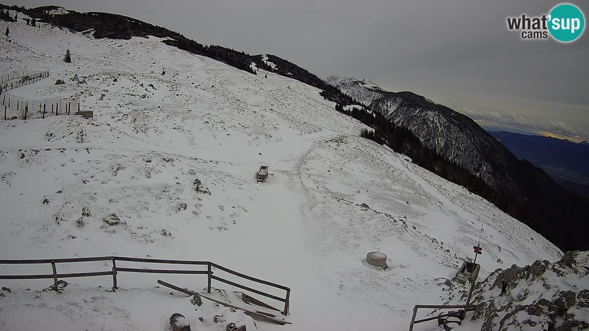 Struška nad Jesenicami web kamera planina Svečica (Belška planina) – Karavanke – Slovenija