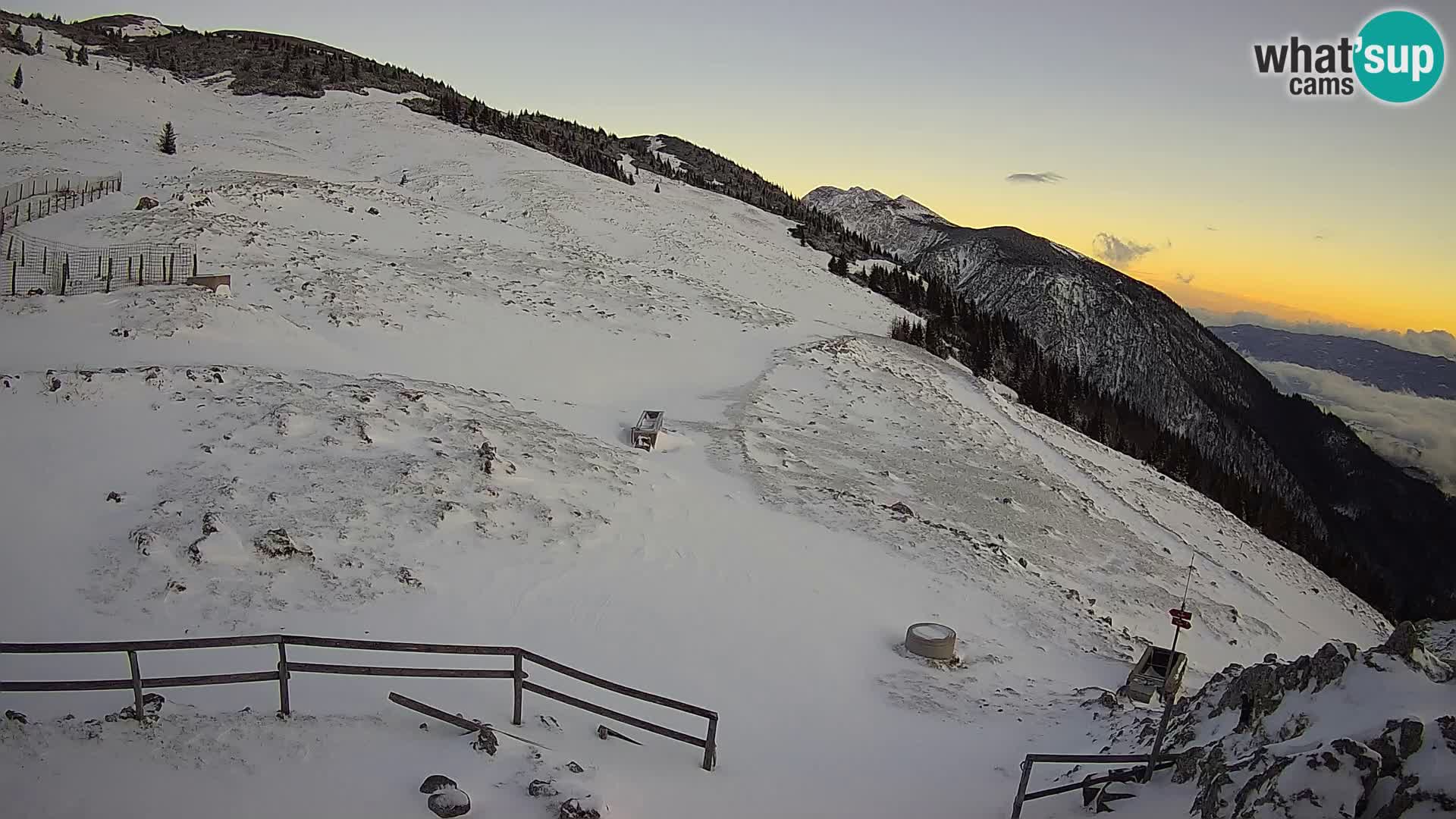 Struška nad Jesenicami Live webcam planina Svečica (Belška planina) – Karavanke – Slovenia