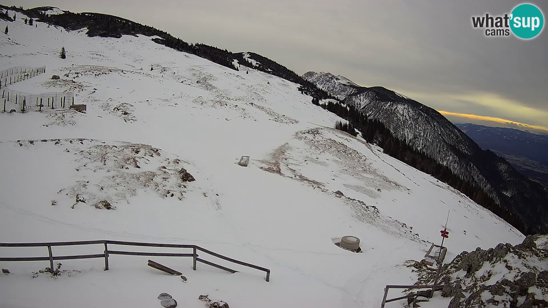 Struška nad Jesenicami web kamera planina Svečica (Belška planina) – Karavanke – Slovenija