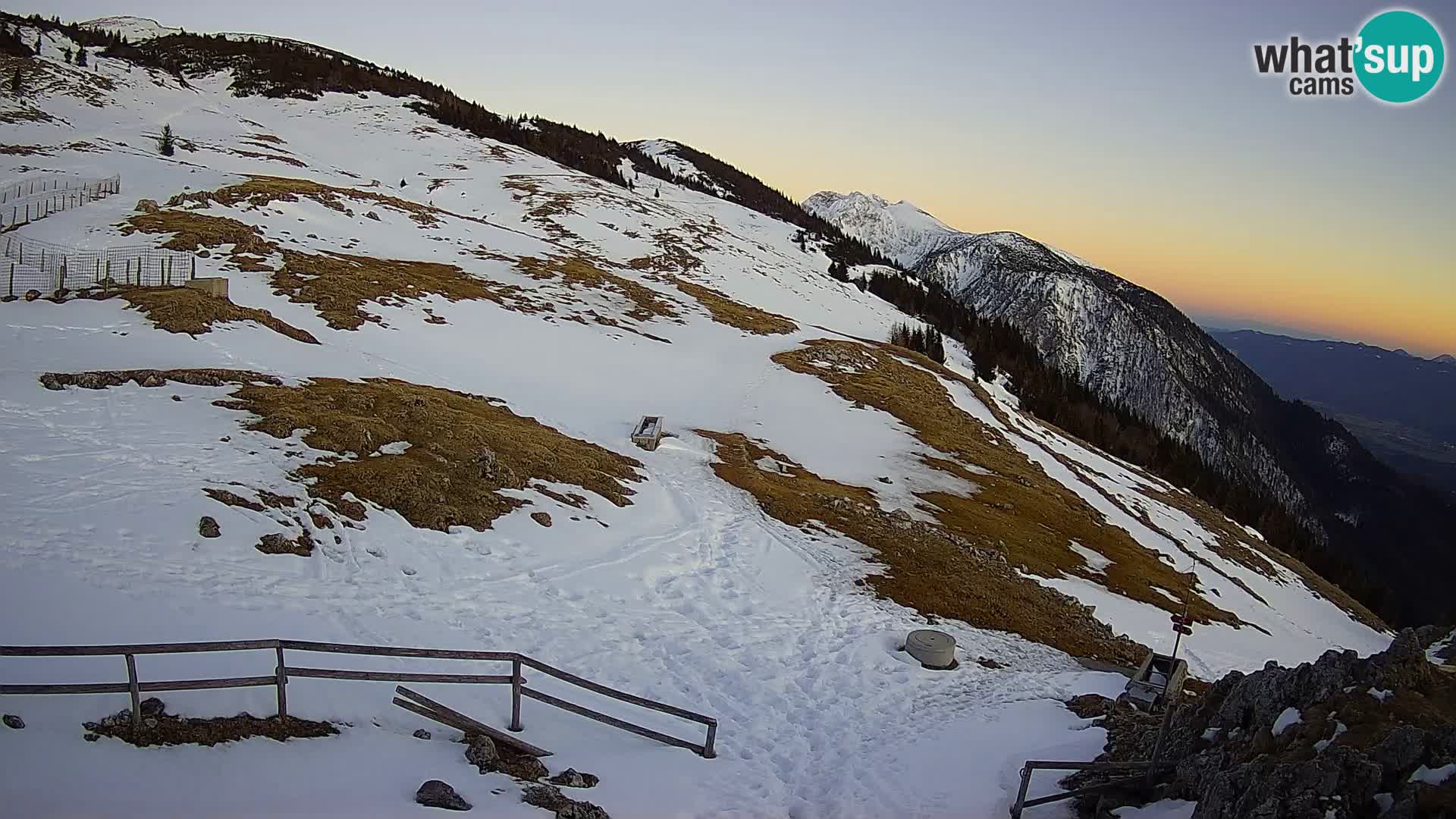 Struška nad Jesenicami Live webcam planina Svečica (Belška planina) – Karavanke – Slovenia