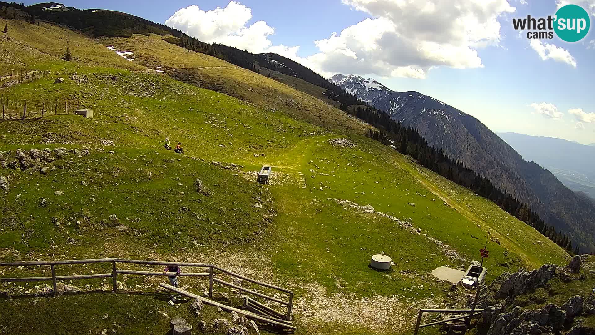 Struška nad Jesenicami spletna kamera planina Svečica (Belška planina) – Karavanke
