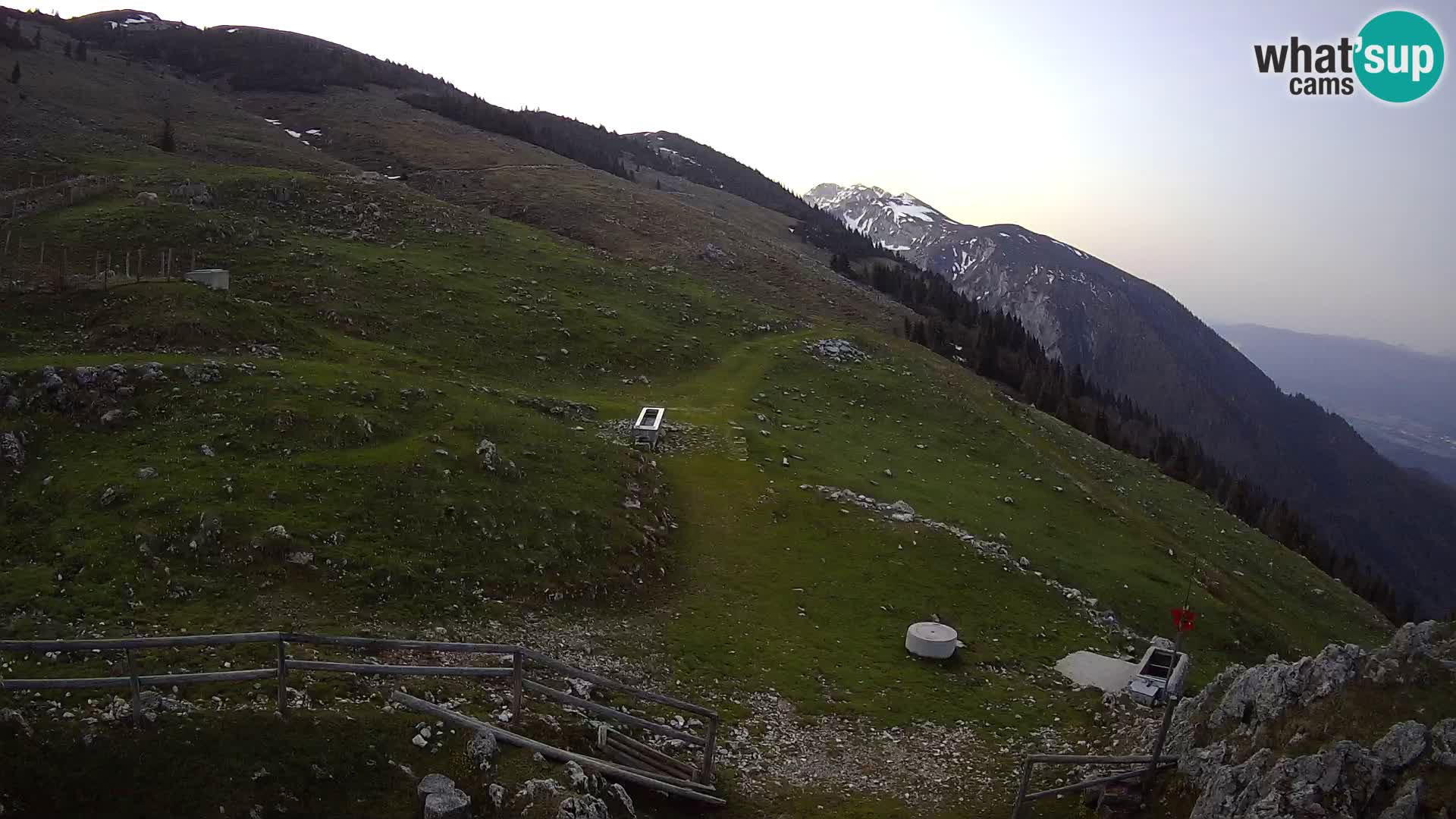 Struška nad Jesenicami web kamera planina Svečica (Belška planina) – Karavanke – Slovenija