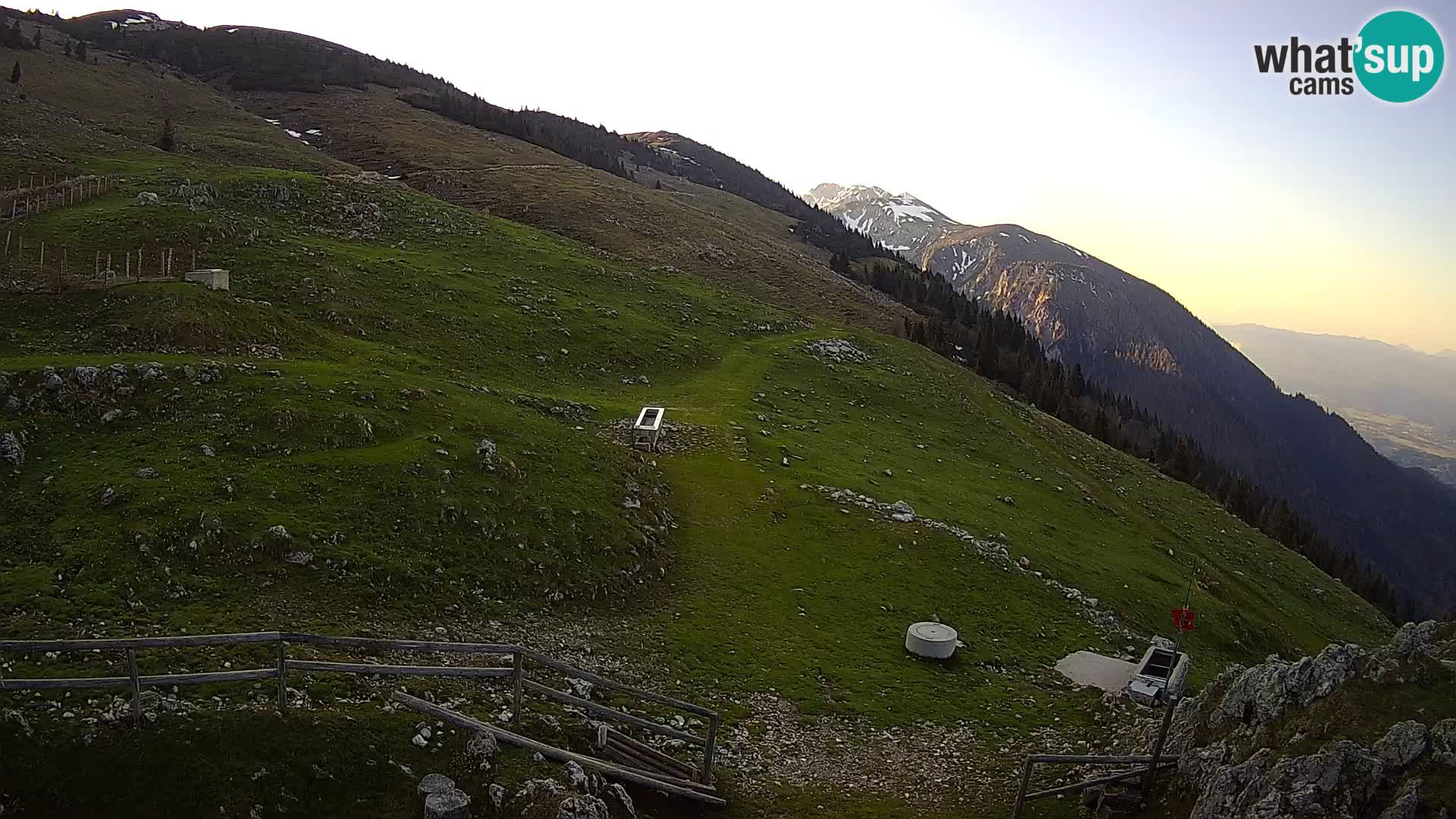 Struška nad Jesenicami Live webcam planina Svečica (Belška planina) – Karavanke – Slovenia