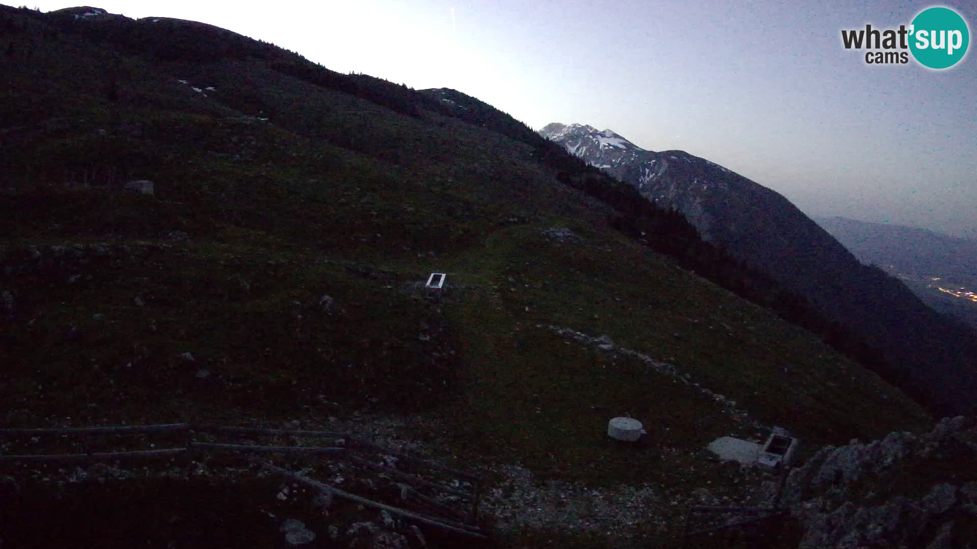 Struška nad Jesenicami spletna kamera planina Svečica (Belška planina) – Karavanke