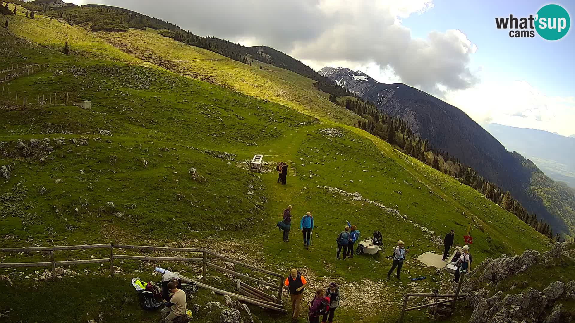 Struška nad Jesenicami spletna kamera planina Svečica (Belška planina) – Karavanke
