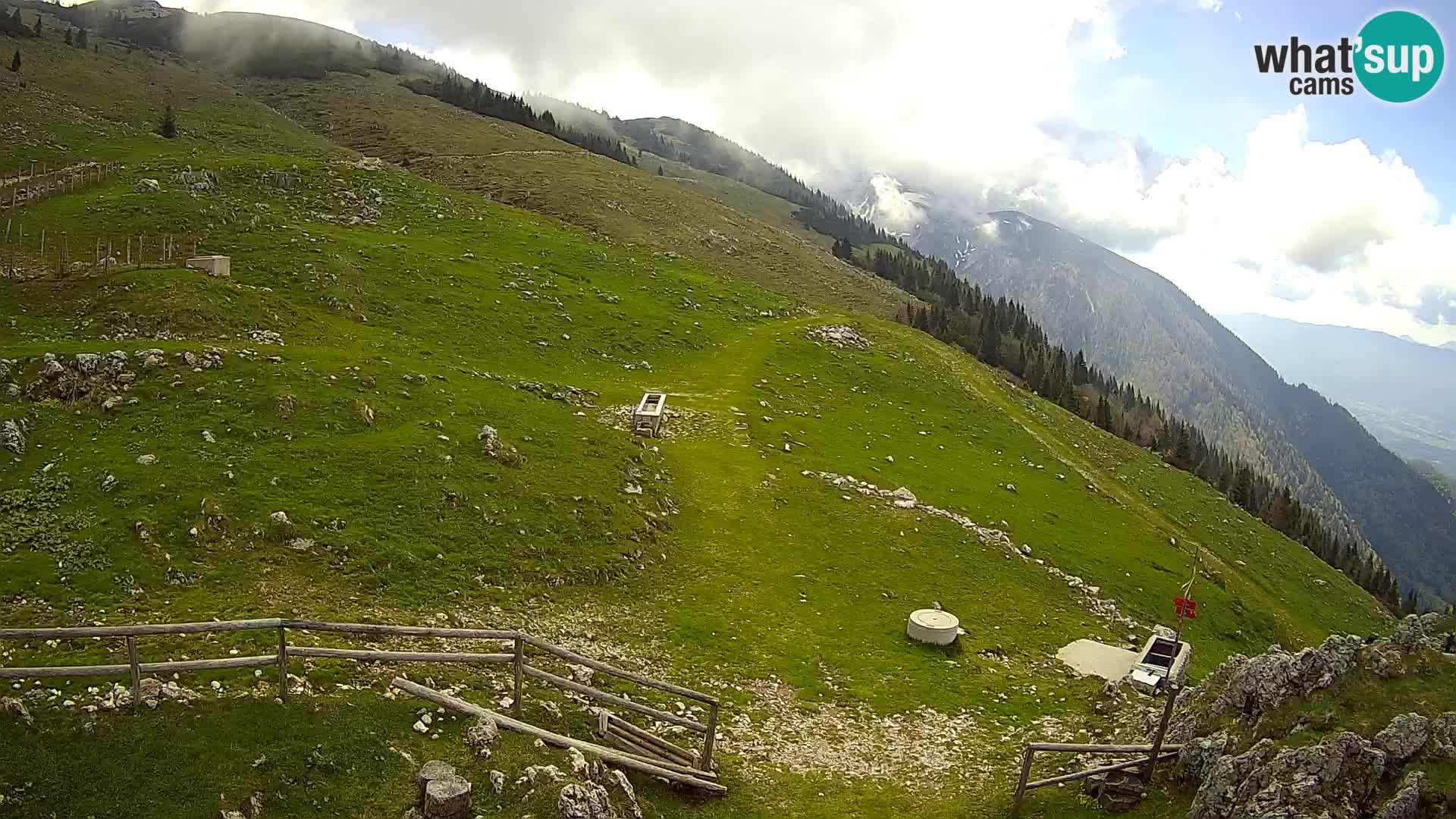 Struška nad Jesenicami camera en vivo planina Svečica (Belška planina) – Karavanke – Eslovenia