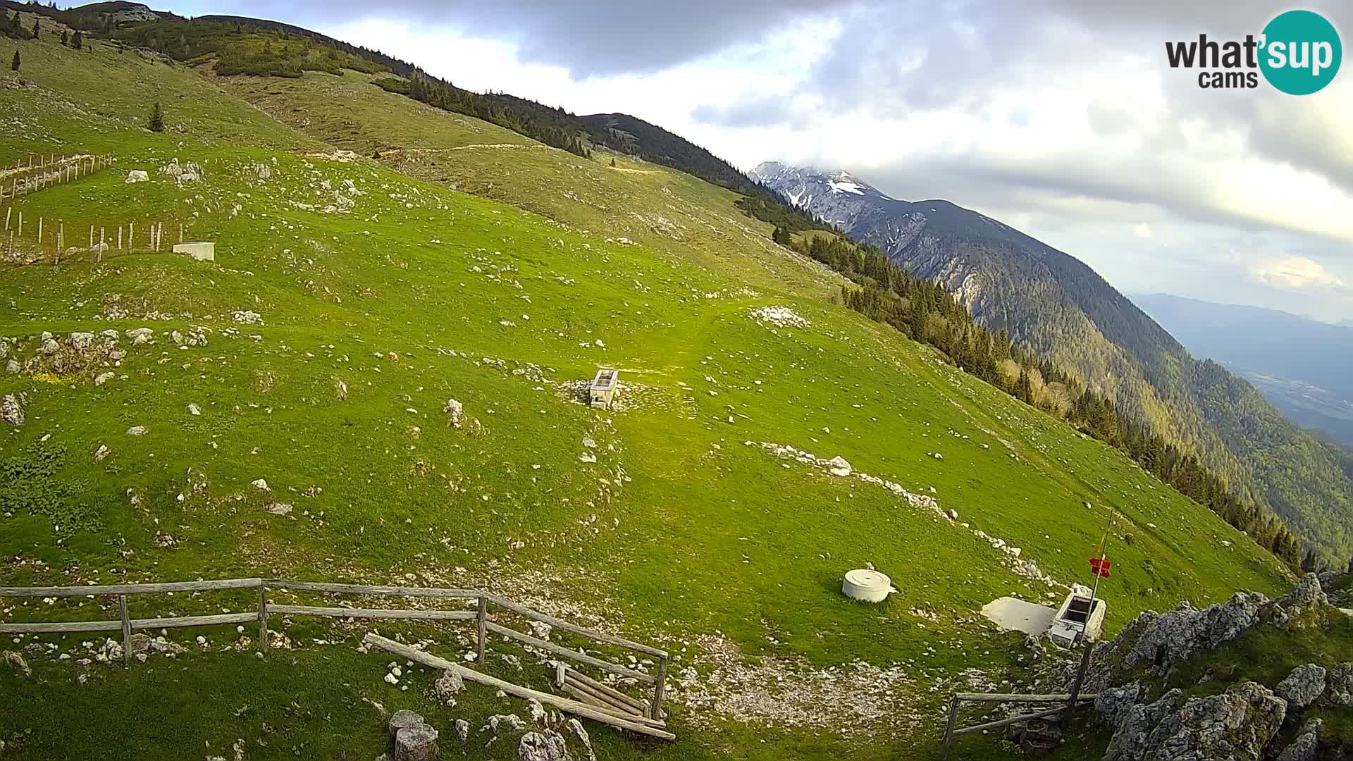 Struška nad Jesenicami Live webcam planina Svečica (Belška planina) – Karavanke – Slovenia
