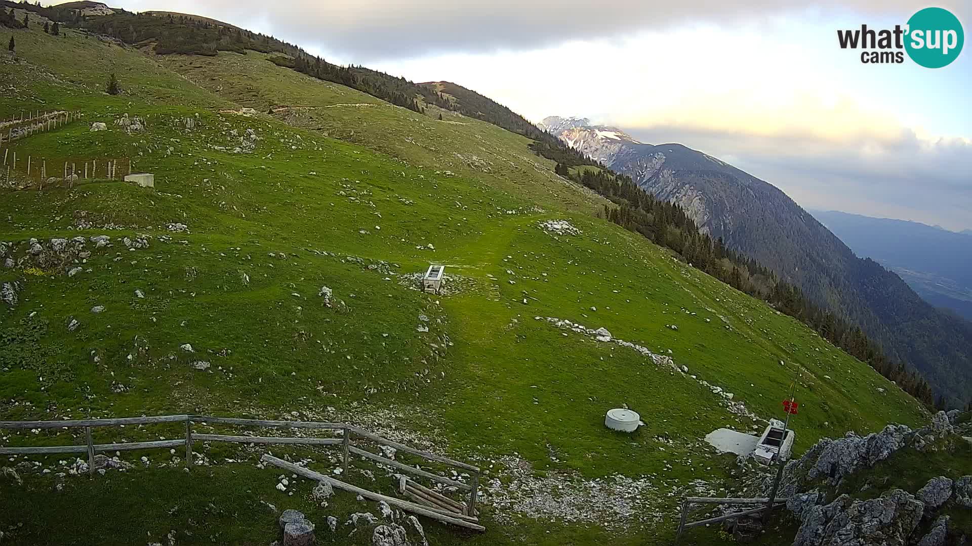 Struška nad Jesenicami camera en vivo planina Svečica (Belška planina) – Karavanke – Eslovenia
