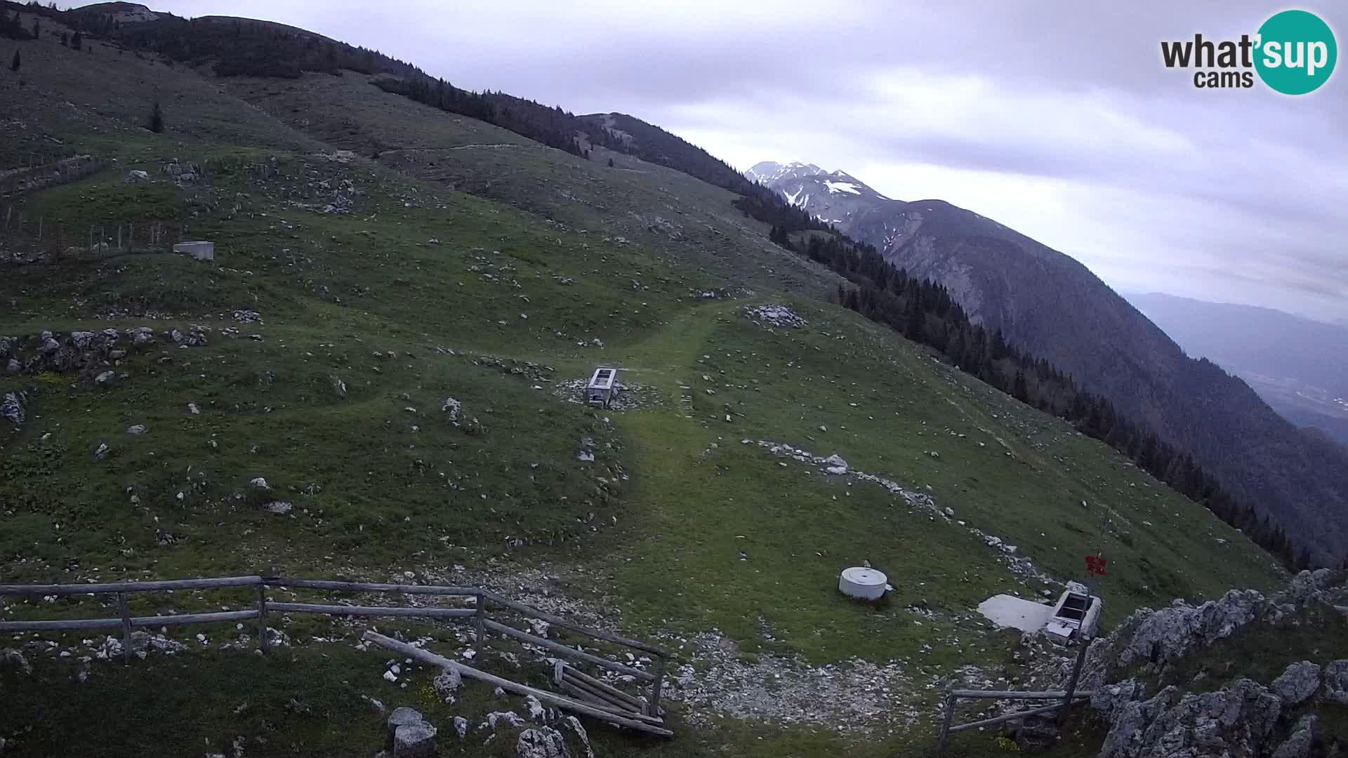 Struška nad Jesenicami web kamera planina Svečica (Belška planina) – Karavanke – Slovenija