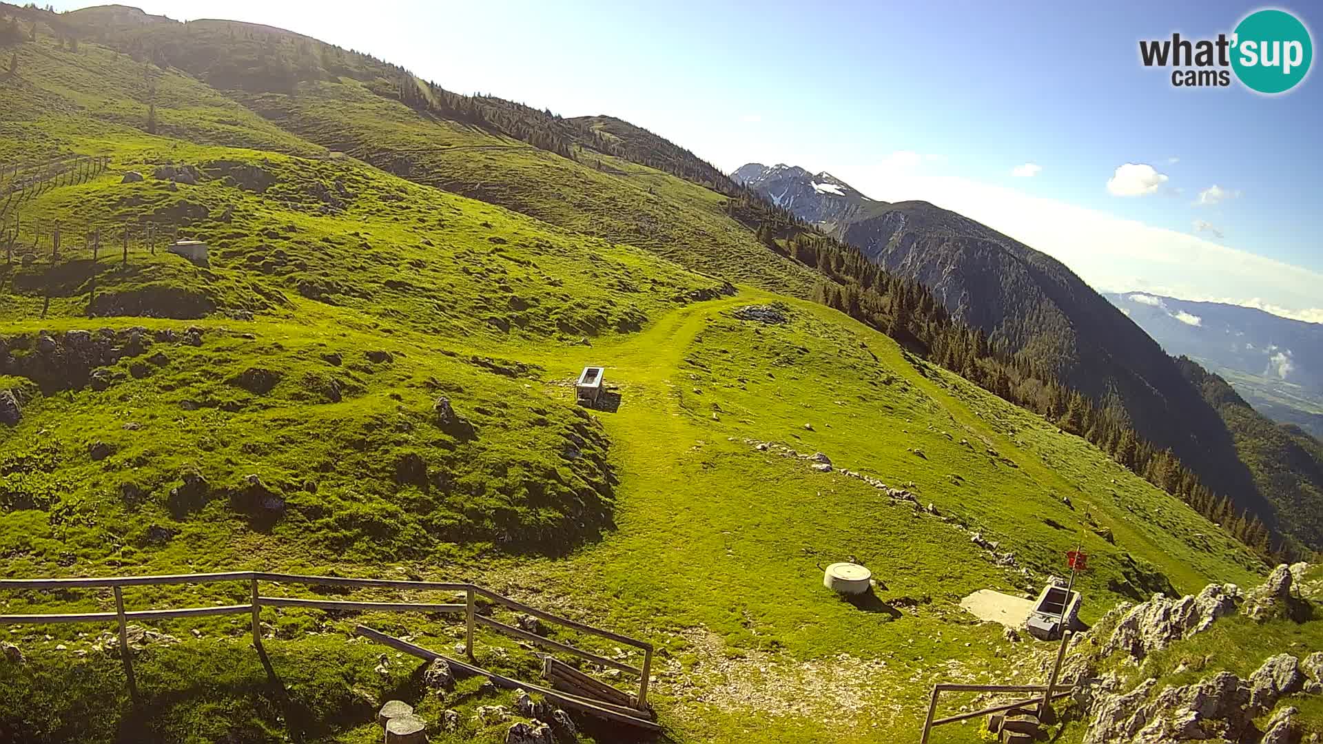 Struška nad Jesenicami spletna kamera planina Svečica (Belška planina) – Karavanke