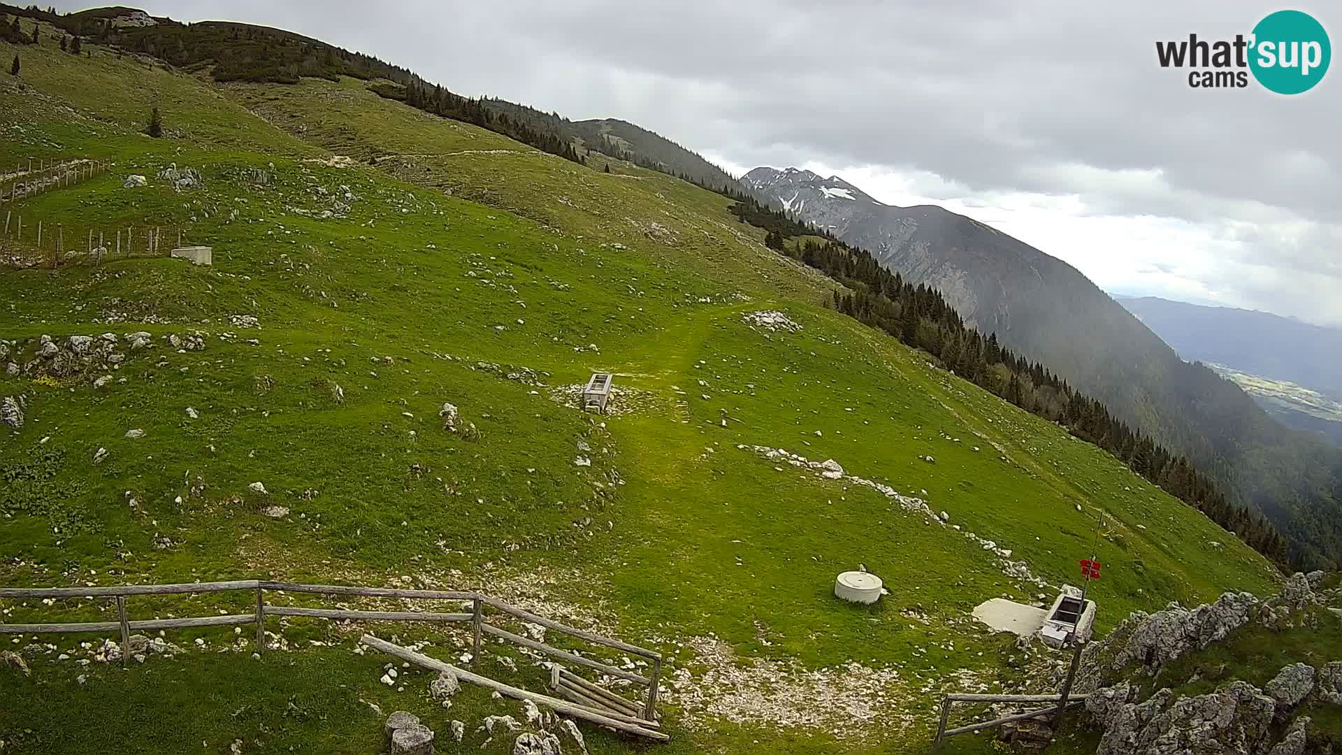 Struška nad Jesenicami web kamera planina Svečica (Belška planina) – Karavanke – Slovenija