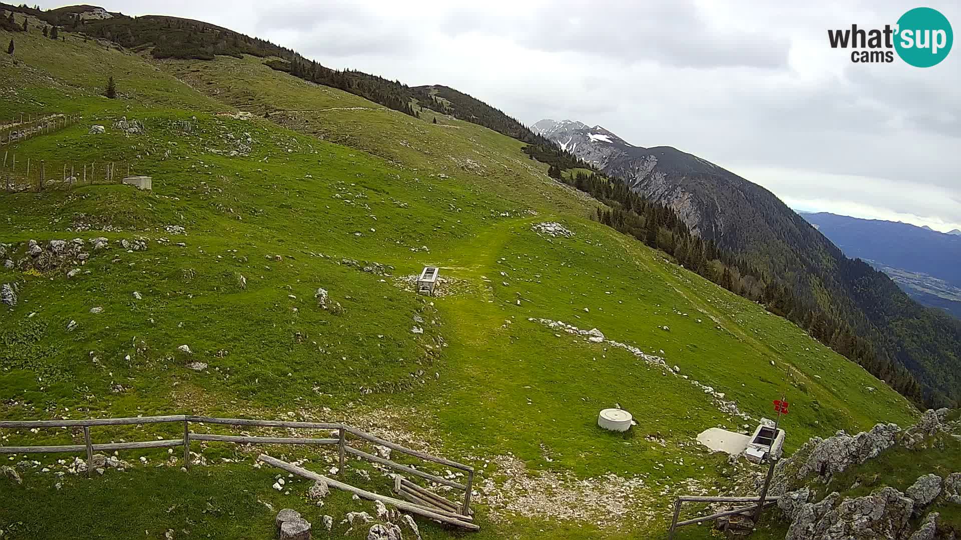 Struška nad Jesenicami web kamera planina Svečica (Belška planina) – Karavanke – Slovenija