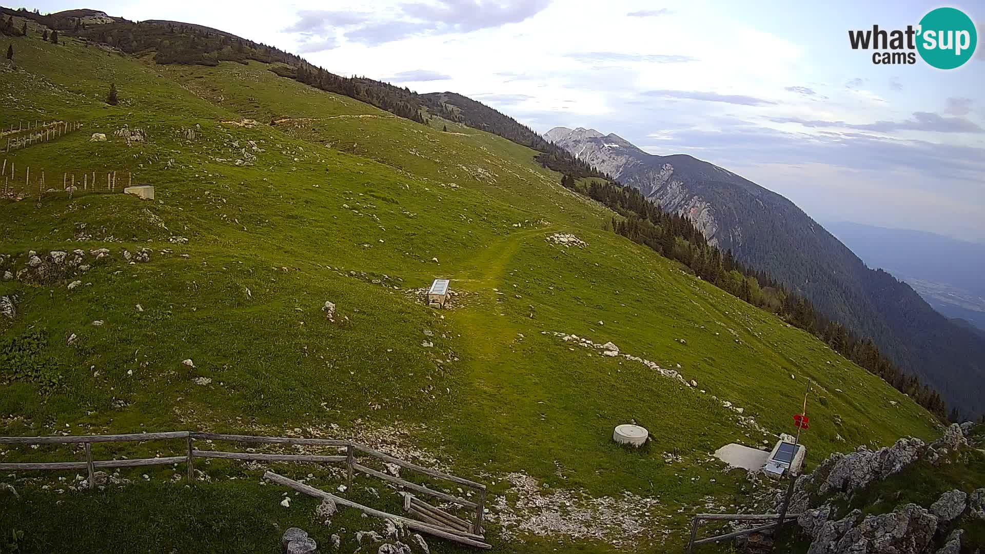 Struška nad Jesenicami web kamera planina Svečica (Belška planina) – Karavanke – Slovenija