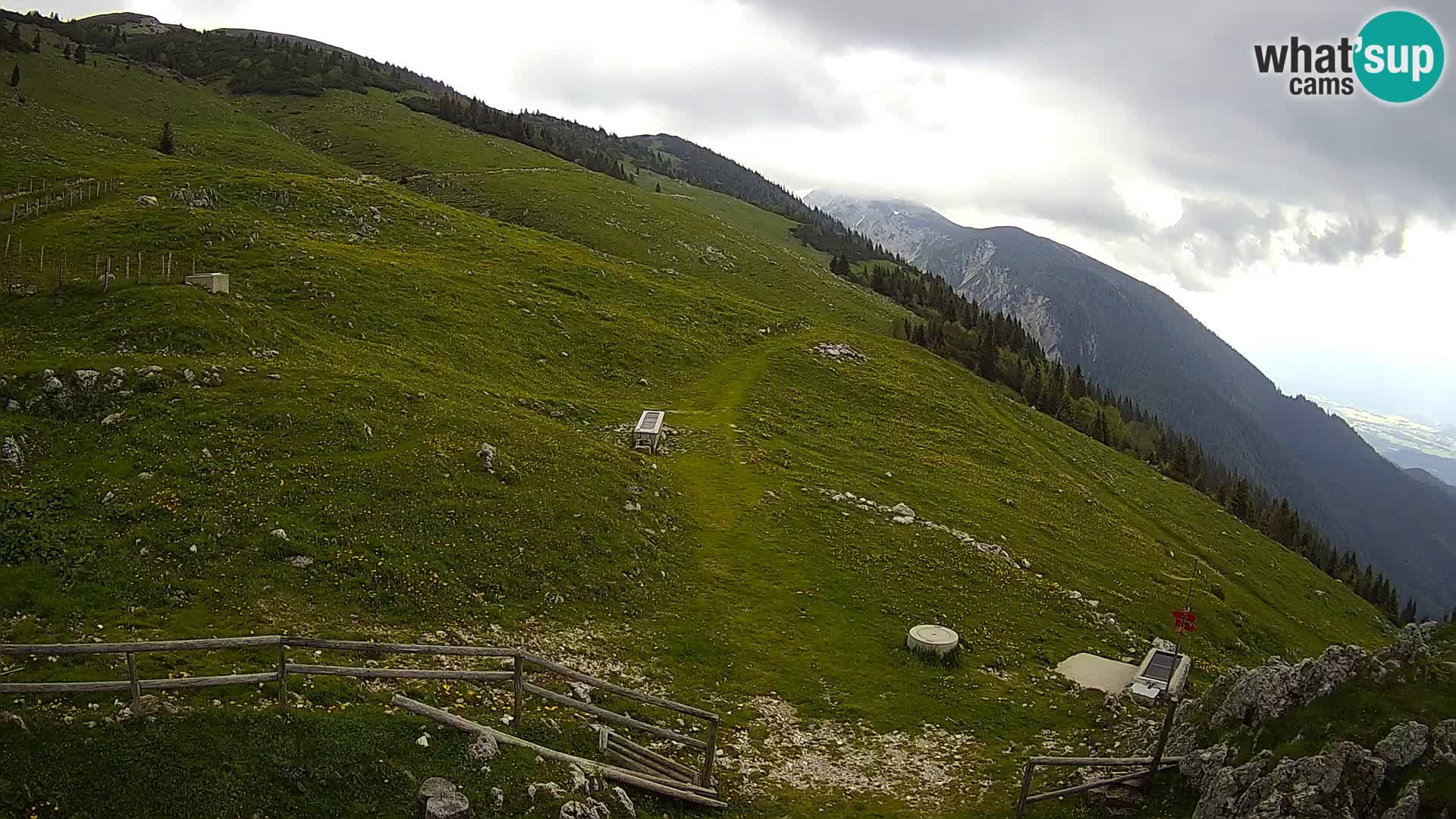 Struška nad Jesenicami camera en vivo planina Svečica (Belška planina) – Karavanke – Eslovenia