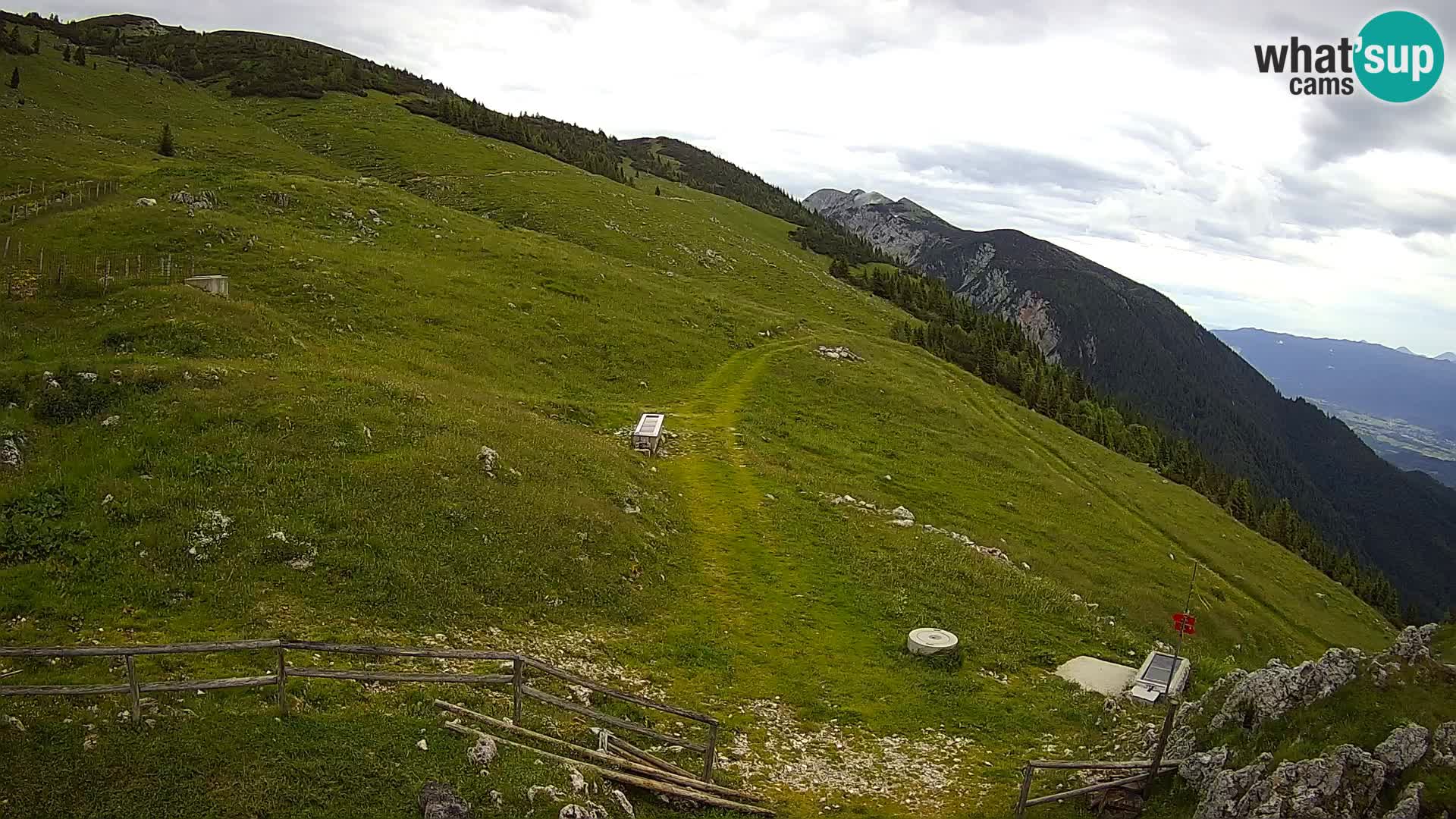 Struška nad Jesenicami web kamera planina Svečica (Belška planina) – Karavanke – Slovenija