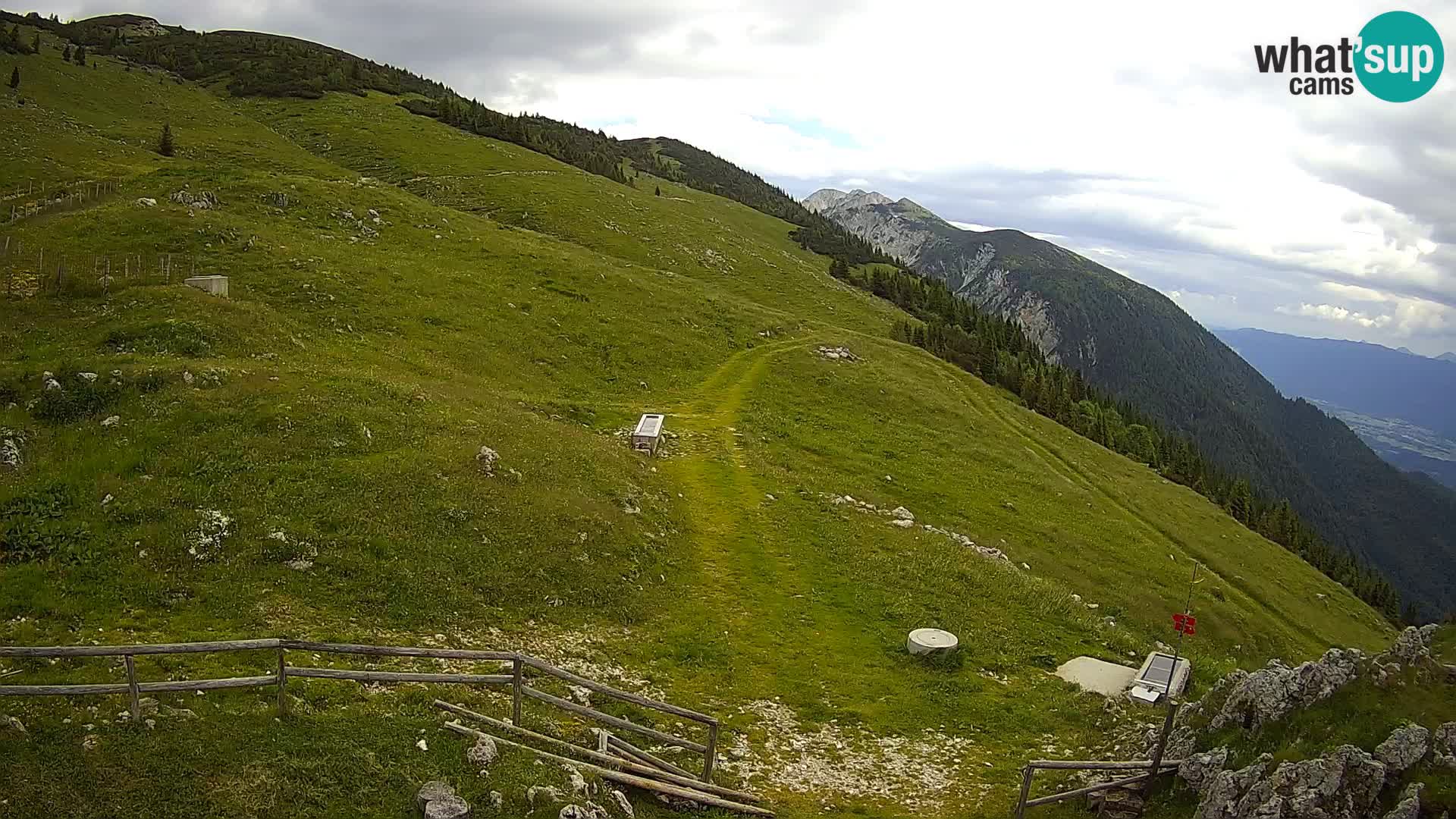 Struška nad Jesenicami web kamera planina Svečica (Belška planina) – Karavanke – Slovenija