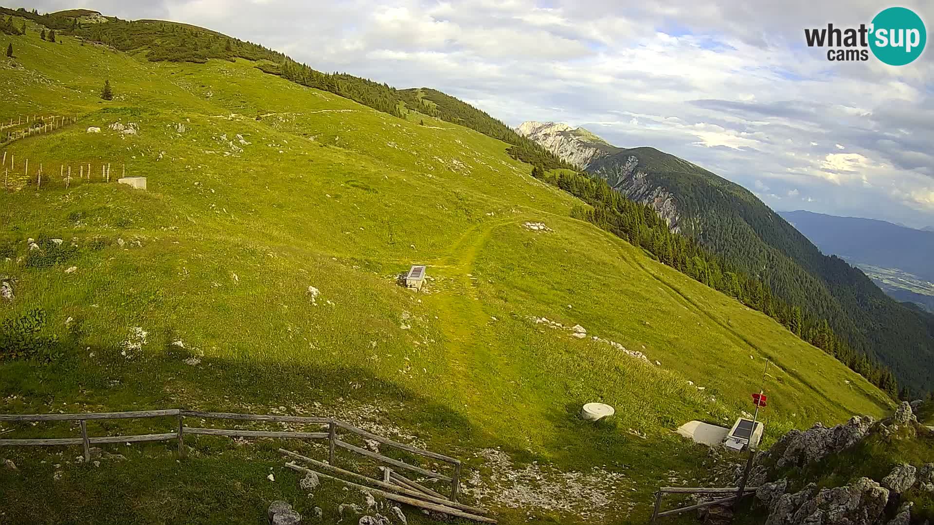 Struška nad Jesenicami web kamera planina Svečica (Belška planina) – Karavanke – Slovenija