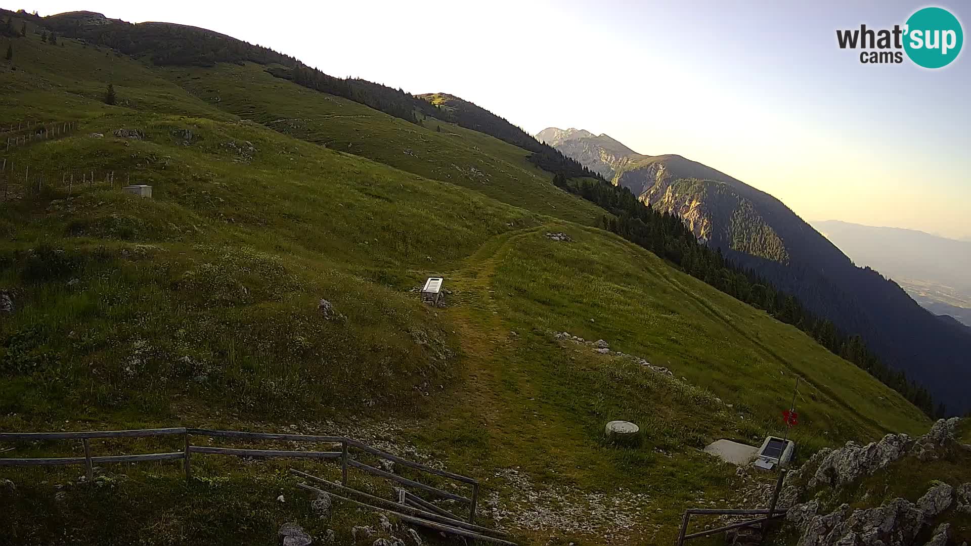 Struška nad Jesenicami camera en vivo planina Svečica (Belška planina) – Karavanke – Eslovenia
