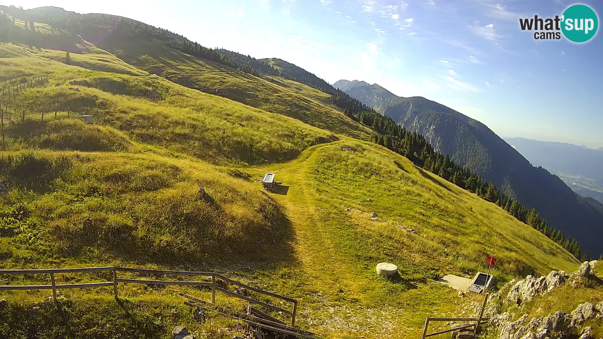 Struška nad Jesenicami spletna kamera planina Svečica (Belška planina) – Karavanke