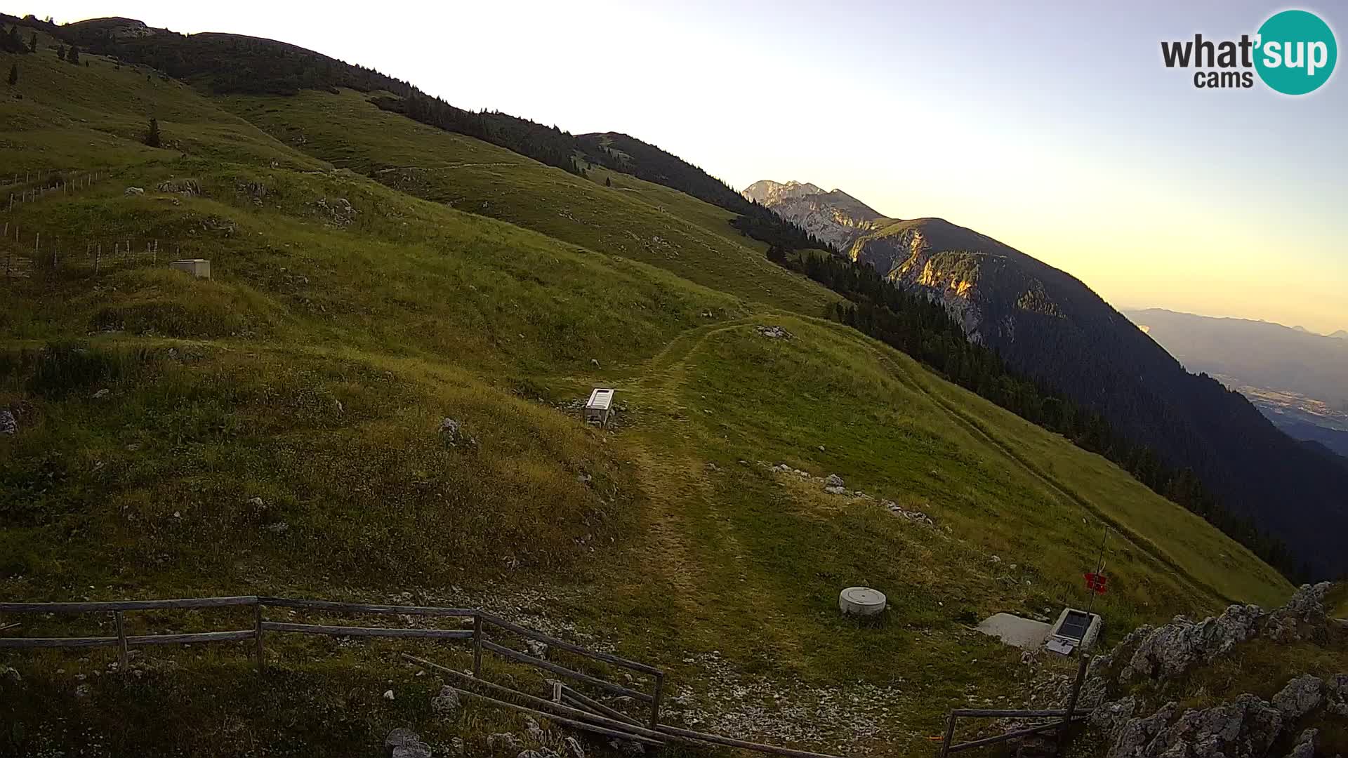 Struška nad Jesenicami Live webcam planina Svečica (Belška planina) – Karavanke – Slovenia
