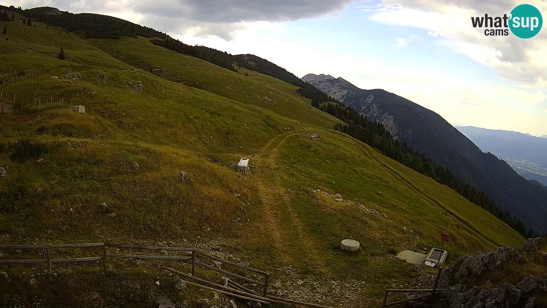 Struška nad Jesenicami Live webcam planina Svečica (Belška planina) – Karavanke – Slovenia