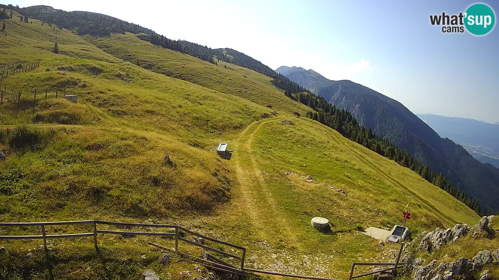 Struška nad Jesenicami spletna kamera planina Svečica (Belška planina) – Karavanke