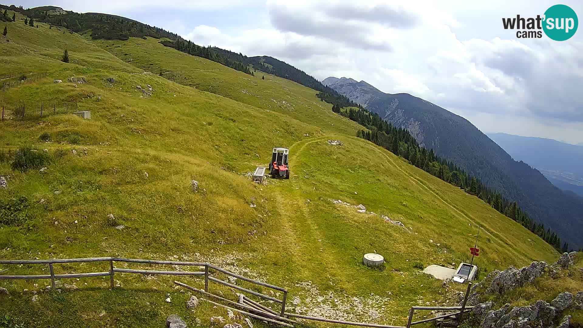 Struška nad Jesenicami web kamera planina Svečica (Belška planina) – Karavanke – Slovenija