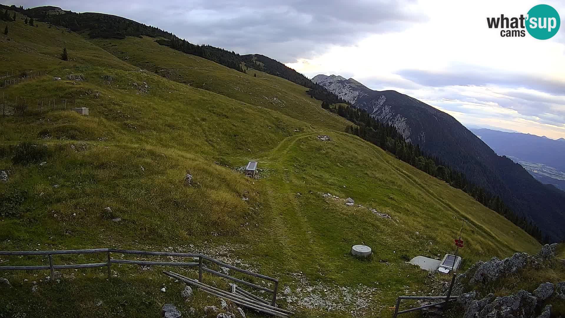 Struška nad Jesenicami web kamera planina Svečica (Belška planina) – Karavanke – Slovenija