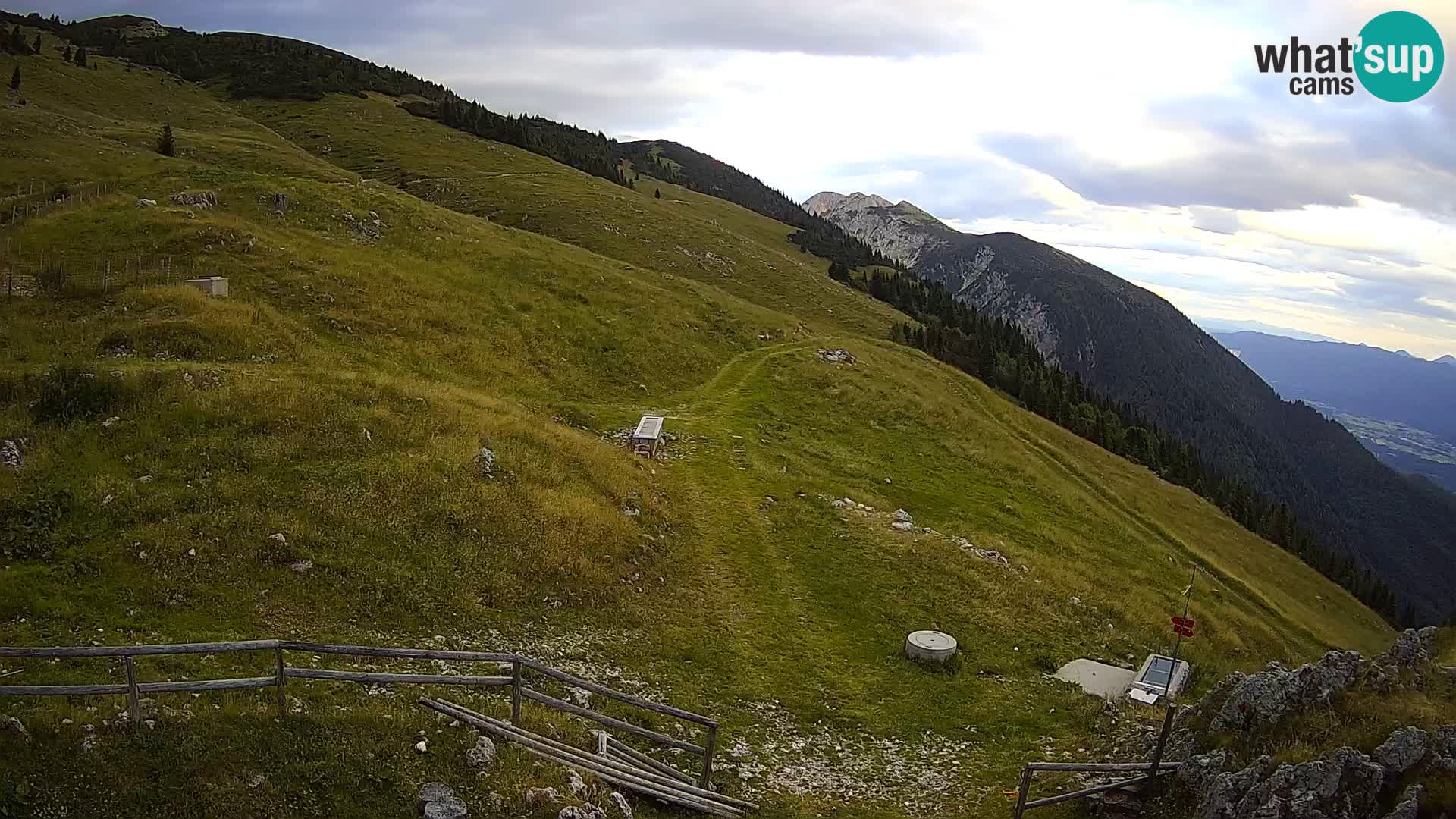 Struška nad Jesenicami camera en vivo planina Svečica (Belška planina) – Karavanke – Eslovenia