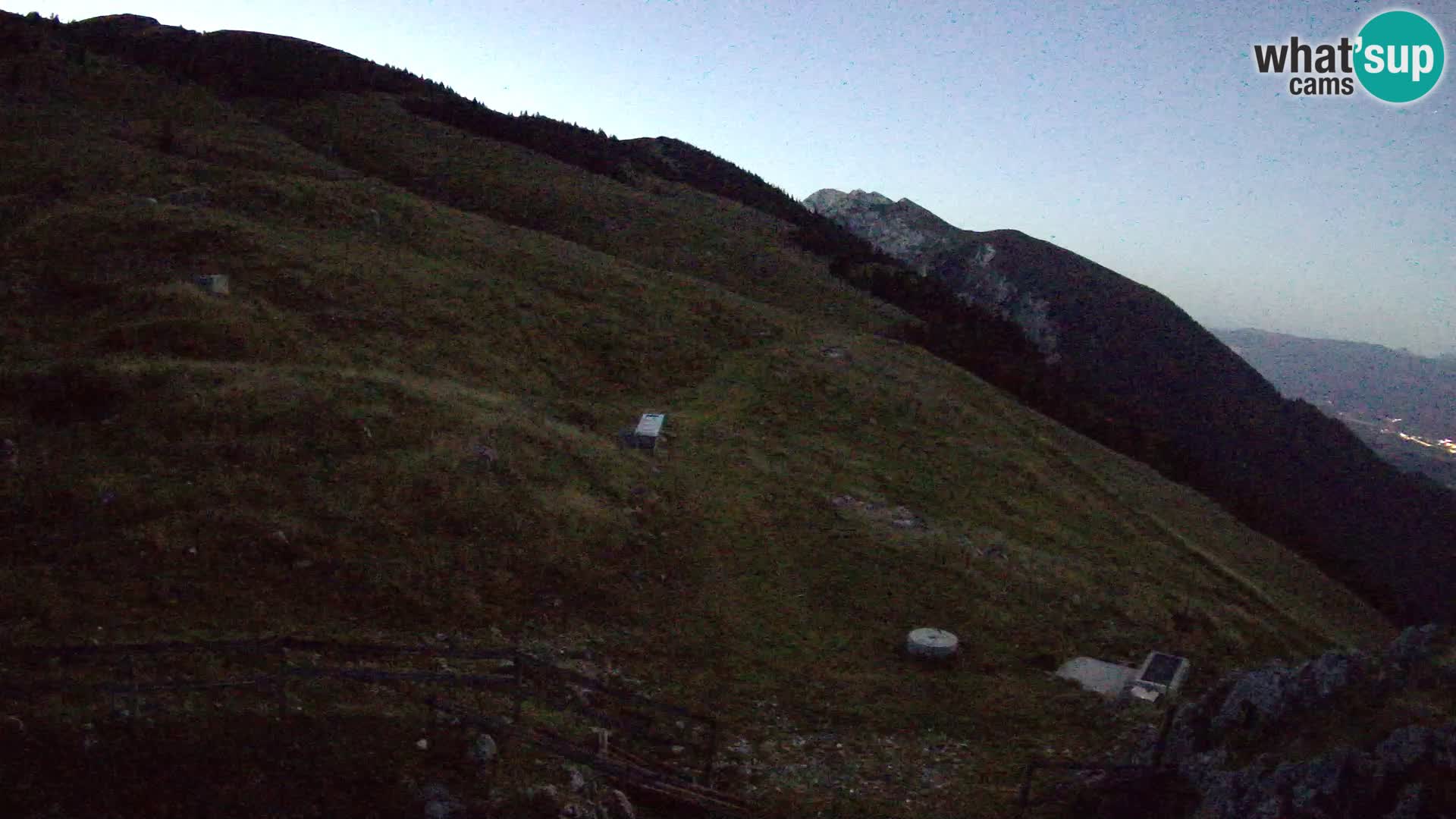 Struška nad Jesenicami spletna kamera planina Svečica (Belška planina) – Karavanke