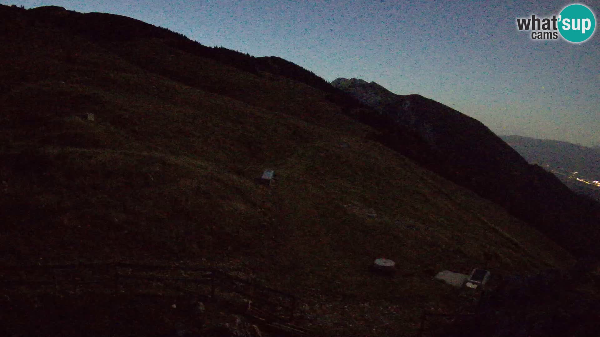 Struška nad Jesenicami spletna kamera planina Svečica (Belška planina) – Karavanke