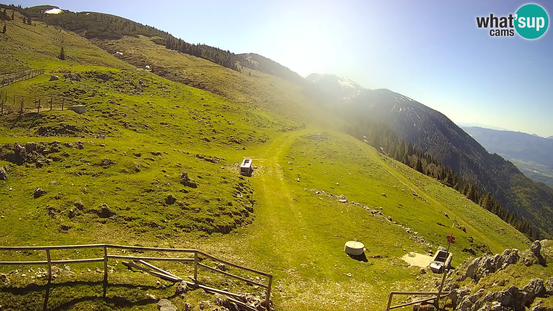 Struška nad Jesenicami spletna kamera planina Svečica (Belška planina) – Karavanke