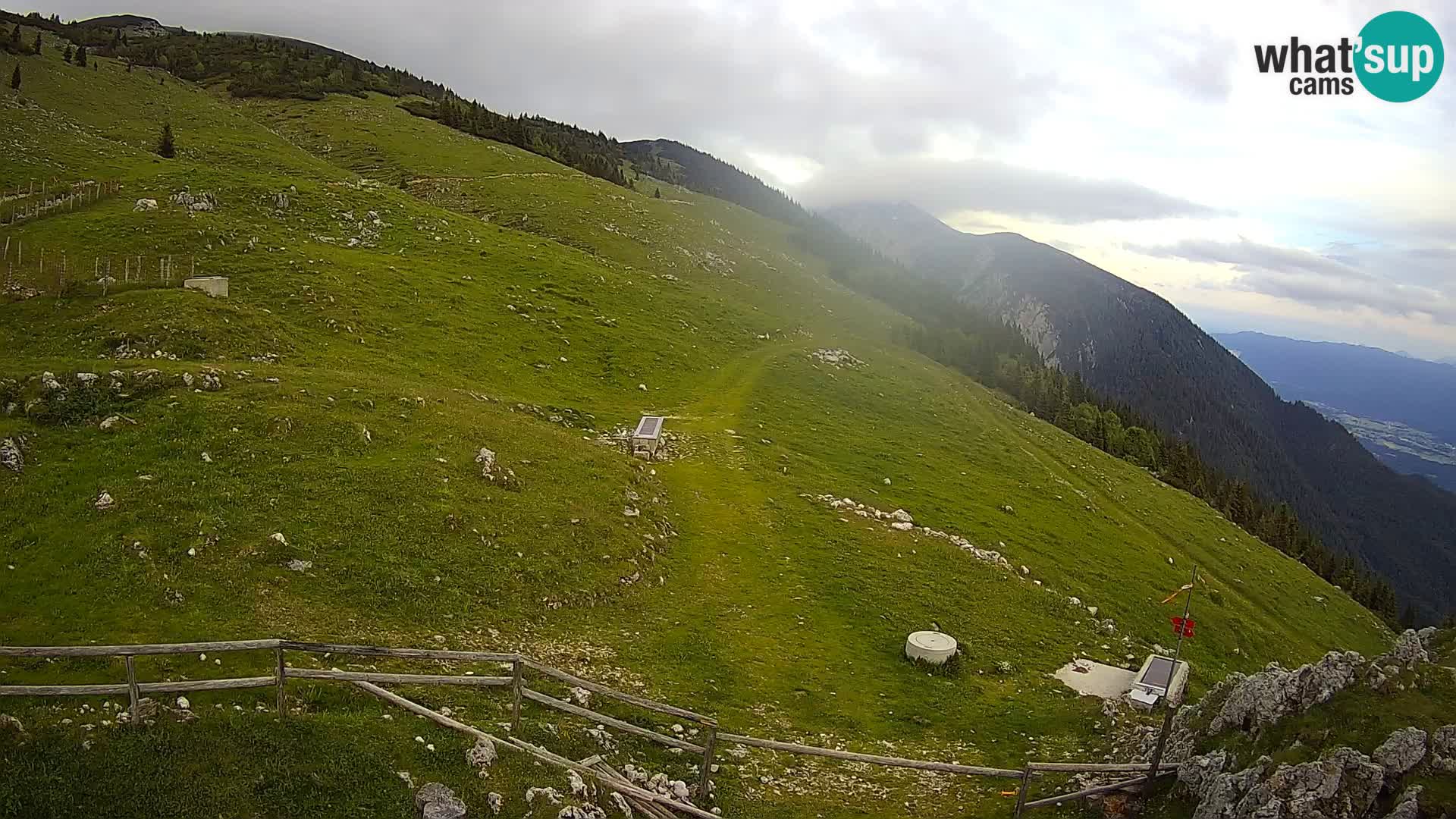 Struška nad Jesenicami web kamera planina Svečica (Belška planina) – Karavanke – Slovenija