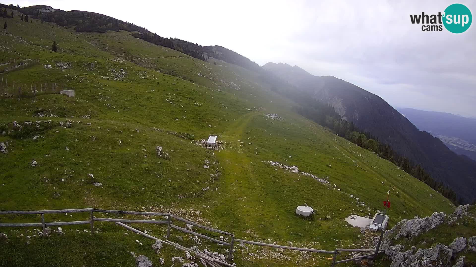 Struška nad Jesenicami spletna kamera planina Svečica (Belška planina) – Karavanke