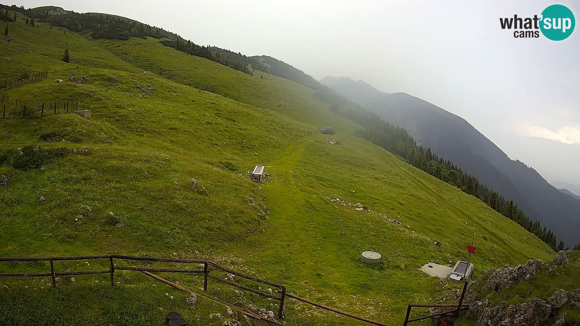 Struška nad Jesenicami spletna kamera planina Svečica (Belška planina) – Karavanke